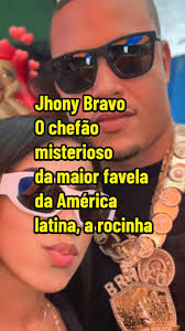 Johnny Bravo o chefão misterioso da maior favela da América Latina a  Rocinha  #JohnnyBravo#RocinhaMisteriosa#FavelaLeadership#SouthAmericanBoss#MysteriousBossMan#BravoRocinha#LatinAmericanBoss#UrbanLeg...