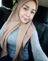 Good Friends Who Will Not Judge Each Other Arab Girls Hijab Beautiful Thai Women Hijab Fashionista