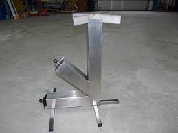 Der raketenofen funktioniert mittels kamineffekt und holzvergaserprinzip, was extrem effizient ist und mit wenig brennmaterial auskommt. Edelstahl Raketenofen Bbq Piraten