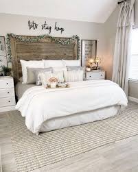30 Gorgeous Farmhouse Bedroom Remodel Ideas On A Budget Bedroom Budget Farmhouse Farmhouse Style Master Bedroom Small Master Bedroom Rustic Master Bedroom