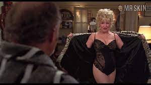 Bette midler will perform a song from 'mary poppins returns' during the 2019 oscars. Bette Midler Nude Find Out At Mr Skin