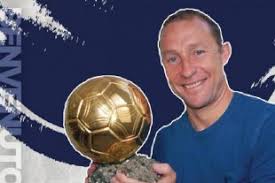 Je suis plutôt en bonne compagnie. Ballon D Or 1991 Le Quotidien