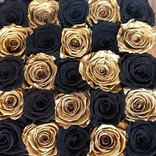 Aesthetic Black And Gold Pictures 