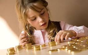 Pana cand aceasta femeie isi bate joc de batrani! Se MÄƒresc Sau Nu AlocaÈ›iile Pentru Copii Premierul Ludovic Orban Vine Cu Primele Scuze Impact