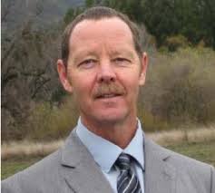 Mendocino County Ag Commissioner reverses course, will stay