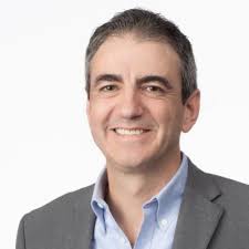 I have just received the award of the best global Director of Sales 2025 at  AT. Thanks to my team of account managers, the solution consulting team, my  management Eric Bienvenu Filipe