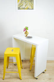 Rollende Kucheninsel Aus Ikea Mobeln Gelb Hocker Mobil Beweglich Beistelltisch Arbeitstisch Weiss Kallax Einhe Kucheninsel Ikea Ikea Kuchenideen Kucheninsel Diy