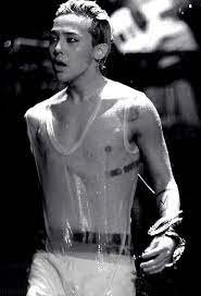 Find funny gifs, cute gifs, reaction gifs and more. G Dragon X Sexy Big Bang Amino Amino