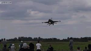 Lili superbowl overwatch warthunder fortnite. F 16 Low Pass On Landing X Post R Aviationgifs Gif On Imgur
