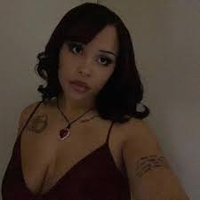 GGOV Women's Long Sleeve Crop top, Ribbed & Slim Fitted Cotton Shirts,  Square Crewneck Tee Basics for Daily & Casual Wear, Black, S :  Amazon.co.uk: Fashion