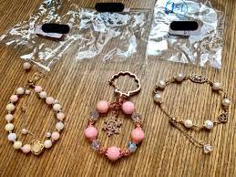 Komi Crystals, Women's Fashion, Jewelry & Organisers, Bracelets on Carousell
