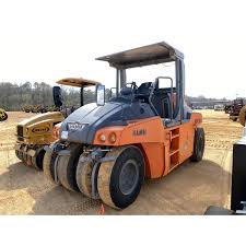 Hamm GRW 15 Pneumatic Roller