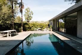 In The Laurel Canyon With Iranian Born Los Angeles Based Stylist Maryam Malakpour Freunde Von Freunden Freunde