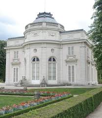 Chateau De Bagatelle Paris Ile De France French Architecture European Architecture Neoclassical Architecture