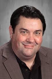 Vernon Rees's Instagram, Twitter & Facebook