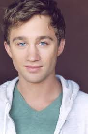 Актёры, режиссер и создатели сериала Помоги мне, Тодд (2022-…)