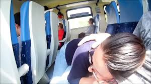 Cochonne a Lunettes Suce Son Mec Dans Le Train: French Amateur Porn