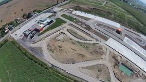 A debutat în raliul brașovului, în anul 1986, cu dacia 1300. Silver Driving Experience Renault Megane Gt Www Academiatitiaur Ro Picture Of Academia Titi Aur Cocani Crevedia Tripadvisor