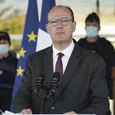 Demain, 30 millions de français auront. Jean Castex Eprouve Sa Femme Et Ses 4 Filles L Aident A Tenir Gala