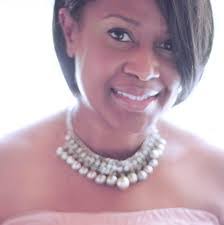 Mavis Henderson's Instagram, Twitter & Facebook