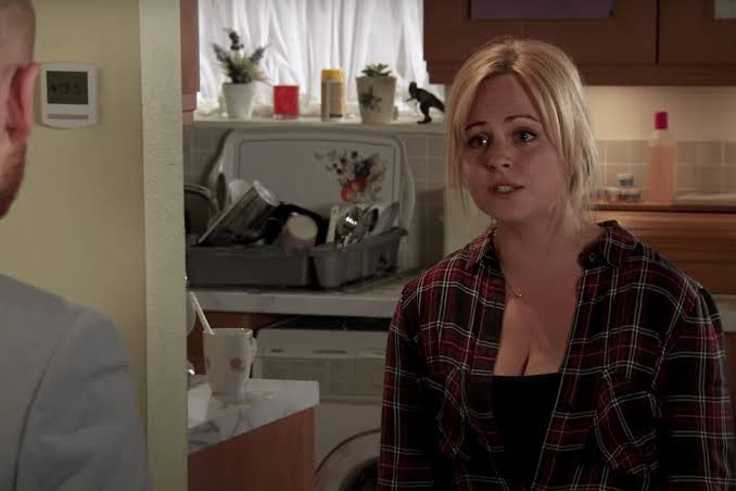 Coronation Street | Sarah Barlow resents Gary and Maria's wedding | Radio  Times