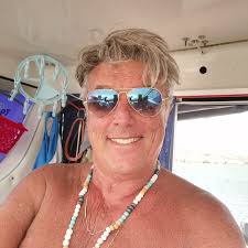 Comunicato Stampa n. 92 del 25 ottobre 2022 La Neurochirurgia del  “Policlinico Foggia” all'avanguardia nel trattamento chirurgico del morbo  di Parkinson La DBS (“Deep Brain Stimulation”- Stimolazione Cerebrale  Profonda) è una tecnica