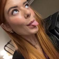 Lexi lane (@lexlane_)