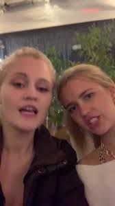 Olivia Bennett Short Hair Chav