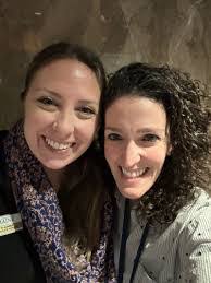 Kelly Linehan's Instagram, Twitter & Facebook