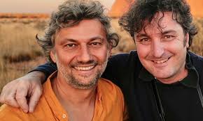 PARIS 〓 Jonas Kaufmann and Ludovic Tezier start a signature campaign for  art