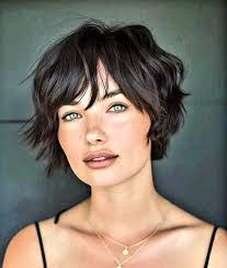 Linda Erbele's Instagram, Twitter & Facebook