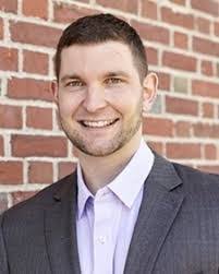 Stephen Groth's Instagram, Twitter & Facebook