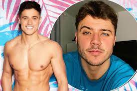 Love Island Hunk Brad Mcclelland Split With Girlfriend Of 8 Years Before Show Irish Mirror Online