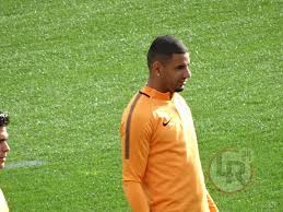 Find the perfect bruno peres stock photos and editorial news pictures from getty images. Peres Fiocco Azzurro Per Il Brasiliano E Diventato Papa Nella Notte Laroma24 It Tutte Le News Notizie Approfondimenti Live Sulla As Roma