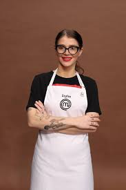 Πλανητησ σεφ (α' τηλεοπτικη μεταδοση). Masterchef Pagwsan Me Thn Oikeio8elh Apoxwrhsh Paiktrias Ta Dakrya Kai H Antikatastash Video Gossip Tv Gr