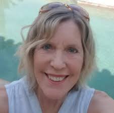 Dear all it is more a question for the prop-makers but do you have a good  idea: a actor need to spill a bottle of red wine all over the stage… do