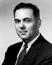 Edward Deluca's Instagram, Twitter & Facebook