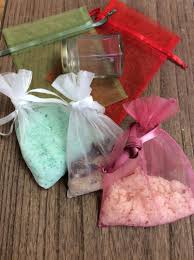 Comment Fabriquer Ses Sels De Bain Maison Coop Coco Diy Cosmetics Decor Gifts Diy