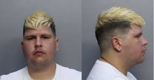 Arrestan a un cubano por prostituir a su presunta esposa en Miami