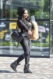 Nie da się ukryć, że w swoim życiu miała ona poważne problemy i zniknęła z medialnego świata na. Esmeralda Godlewska Nie Przypomina Juz Samej Siebie Co Stalo Sie Z Celebrytka Zycie