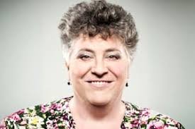 Flora, la empleada pública, "atendió" a Barbie Velez