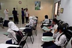 Kayla syifa sma bpi 1 bandung news anchor education english expo 2020. Sekolah Swasta Terpuruk Ada Yang Hanya Didaftar 9 Orang Tribunnews Com Mobile