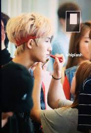 Lip balm ini merupakan pelembab bibir yang mengandung shea butter dan . Random Lipbalm Yang Digunakan Member Sm Nct Indonesia Facebook