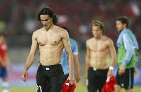 Manu vs leipzig results / preview: Edinson Cavani Simon Kjaer 1645507984 Jpg 1280 832 Hombres Futbol Ejercicios