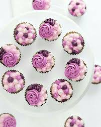 Pin By Ri Mare Nel On Bak En Brou Cupcake Cakes Dessert Cupcakes Fondant Cupcakes