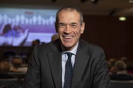 Cotareelli cotareelli cotarelli o zaman, cotareelli cotareelli cotarelli o bu carlo da kendi halinde bir imf bürokratıyken biz adamı, galatasaraylı yaptık, gezdirdik. Cottarelli E La Battuta Choc La Padania C E Riuscito Il Coronavirus Il Primato Nazionale