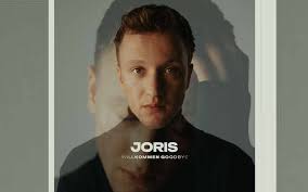 Bei instagram zeigt sarah lombardi ihr liebesglück mit julian büscher. Nwlcsv79gfcodm