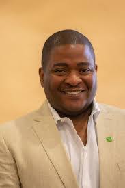 Adriel Adams's Instagram, Twitter & Facebook