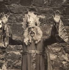 The 17th century had seen poverty, plague and regicide, but the following hundred years in britain were to be a period of money, culture, patriotism and power, with britain enjoying the fruits of. V A The Story Of Theatre