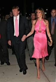 Two Experts Analyze Donald And Melania Trump S Body Language Over The Years Trump Fashion Milania Trump Style First Lady Melania Trump